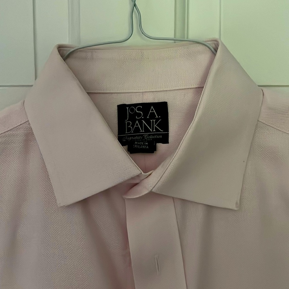 Men’s Slim Fit Dress Shirt French cuffs. Pink subtle texture. Neck 15, sleeve 35